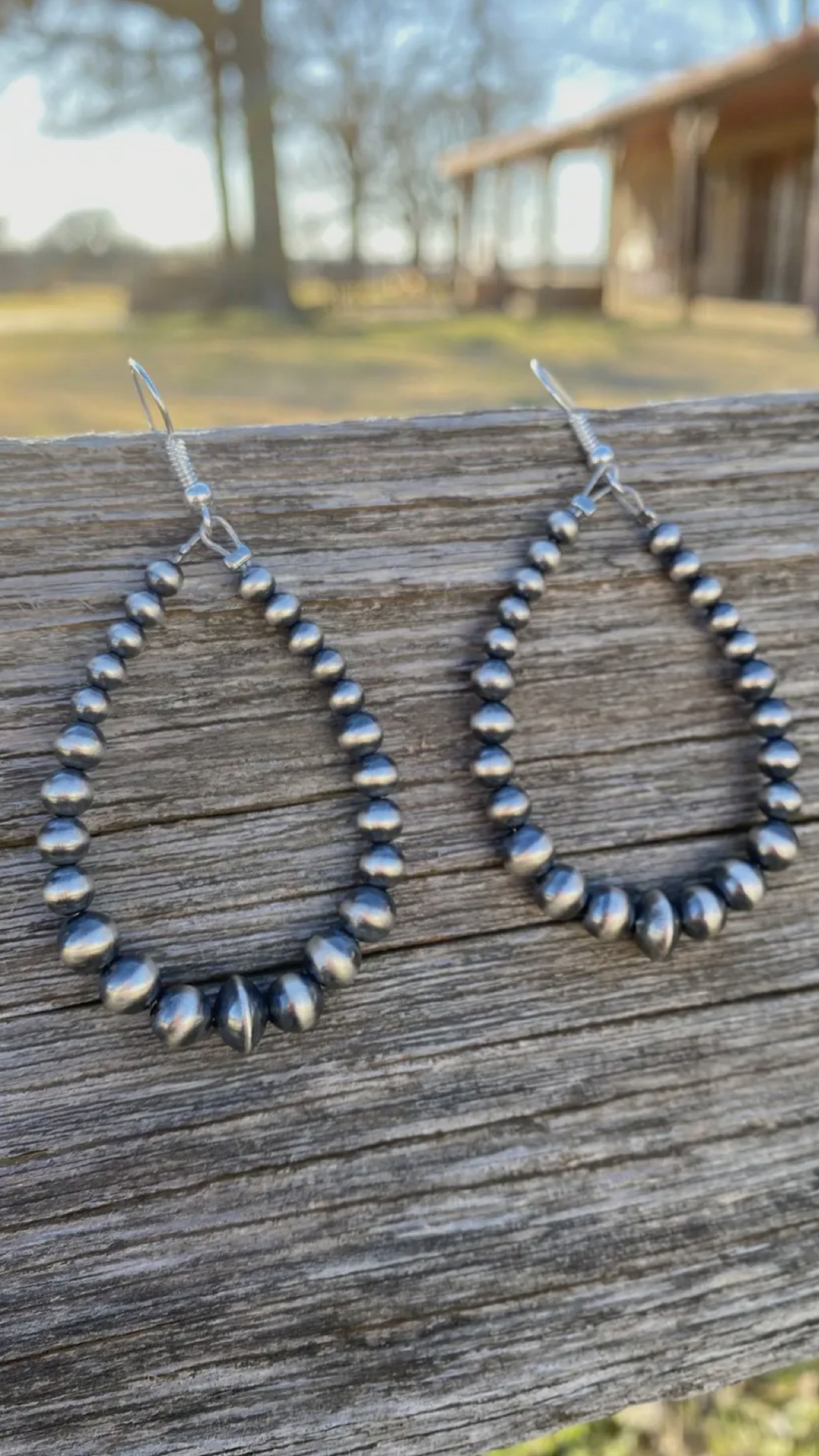 Navajo Pearl Tear Drop Earring